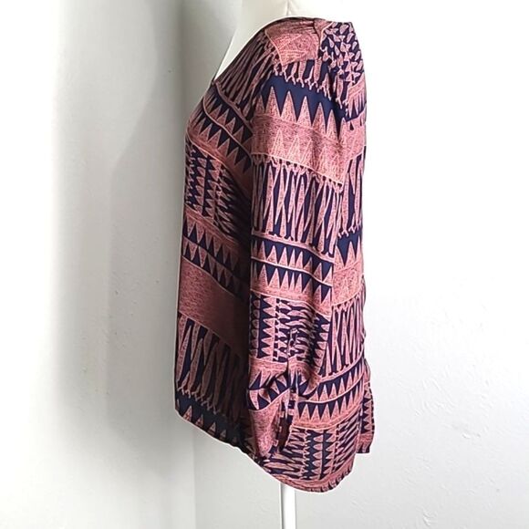 Charlotte Russe Pink & Navy Blue High-Low Top Open in Back, Size Small - Picture 5 of 10